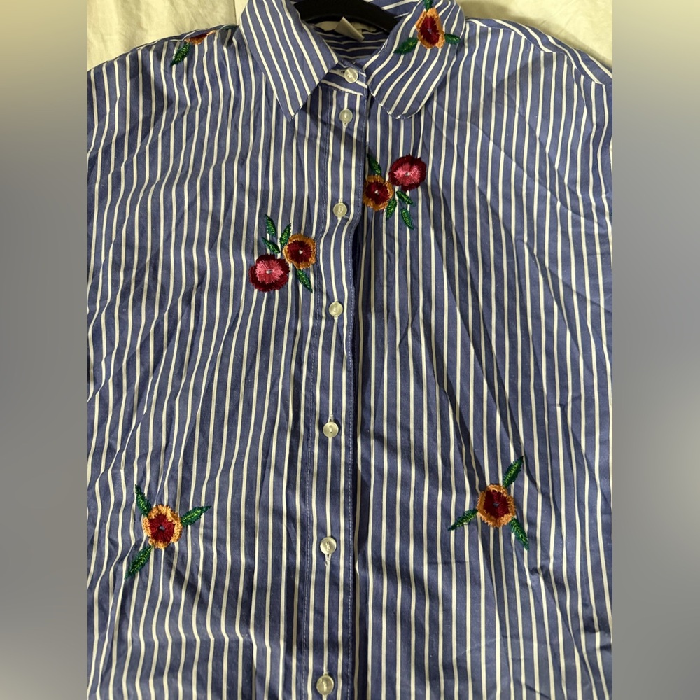 H&M RARE flower cottagecore farmer pinstripe floral oversized button up shirt 💐 - Picture 3 of 6
